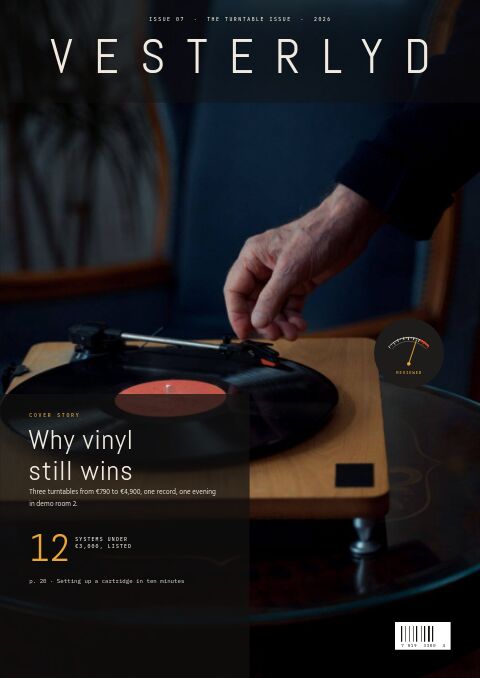 Hi-Fi & Audio — Cover · magazine page